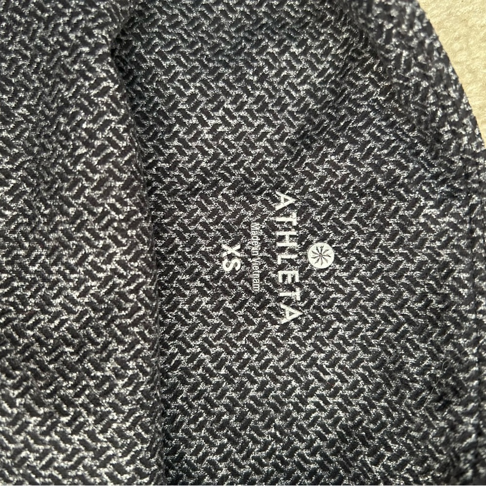 Athleta Gray Patterned Leggings - image 3